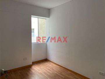 Magdalena - Departamento En Venta A Pocas Cuadras Del Malecon
