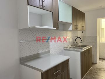 Magdalena - Departamento En Venta A Pocas Cuadras Del Malecon