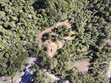 Se vende Parcela en Condominio Lomas de Chancoyan