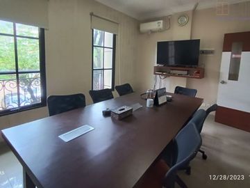 3.5 Floor Shophouse on Orchard Boulevard for Sale