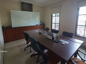 3.5 Floor Shophouse on Orchard Boulevard for Sale