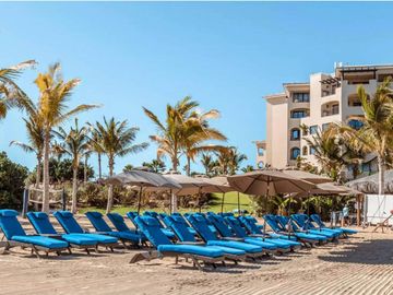 Condominio con vista al mar, terraza con Jacuzzi privado, alberca y gym, Pacific Ocean, Cabo San Lucas.