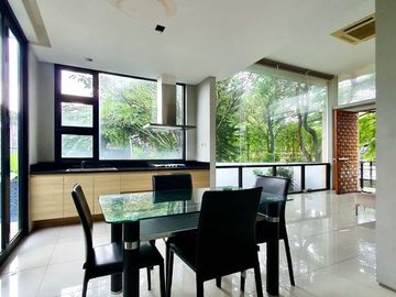 KOMPLEK 5 UNIT TOWNHOUSE MODERN at Jl KEMANG UTARA, JAKSEL