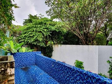 KOMPLEK 5 UNIT TOWNHOUSE MODERN at Jl KEMANG UTARA, JAKSEL