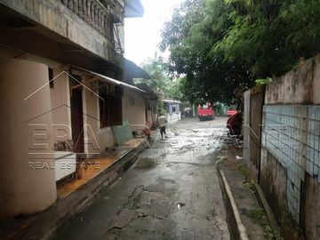 Kontrakan Hitung Tanah di Kebon Jeruk, Jakarta Barat