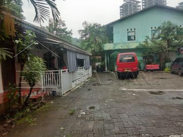 Kontrakan Hitung Tanah di Kebon Jeruk, Jakarta Barat