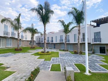 Venta de casa en la eterna primavera  cerca de Tepoztlan