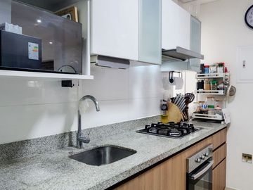 Departamento de 2 Dorm. 76 m²(2 Cocheras + Depósito), Vista a Parque Castilla