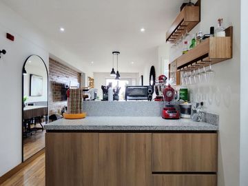 Departamento de 2 Dorm. 76 m²(2 Cocheras + Depósito), Vista a Parque Castilla