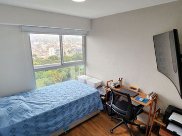 Departamento de 2 Dorm. 76 m²(2 Cocheras + Depósito), Vista a Parque Castilla