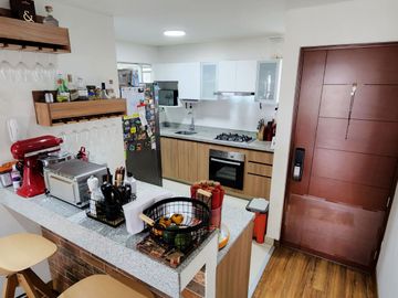 Departamento de 2 Dorm. 76 m²(2 Cocheras + Depósito), Vista a Parque Castilla