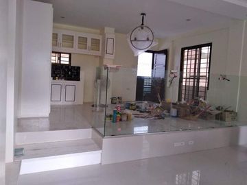 BRAND NEW MODERN HOME IN PAMPANGA NEAR VISTA MALL