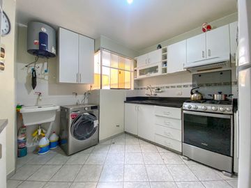 VENTA DE DEPARTAMENTO DUPLEX FRENTE PARQUE MACHUPICHU, SAN MIGUEL