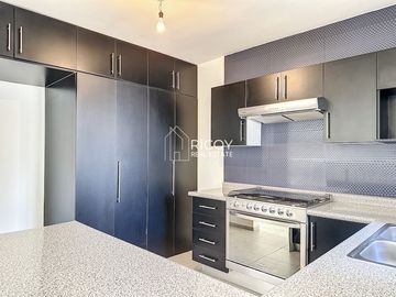 Magnífica casa en condominio con alberca y vigilancia