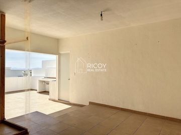 Magnífica casa en condominio con alberca y vigilancia