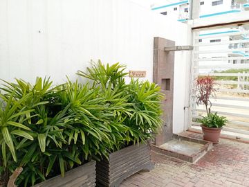 Venta Villa moderna y elegante a 50 mts. del mar, Salinas.