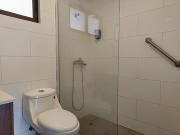 BROKER COLMO CONDOMINIO 5D-3B-4ESTAC- IMPECABLE