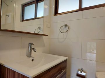 BROKER COLMO CONDOMINIO 5D-3B-4ESTAC- IMPECABLE