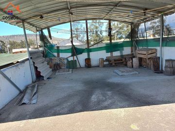 Venta de Casa con terreno en Cayambe, urbanización 1º de Mayo