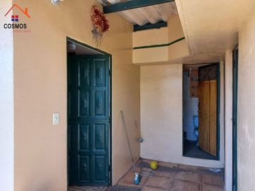 Venta de Casa con terreno en Cayambe, urbanización 1º de Mayo