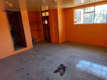 Venta de Casa con terreno en Cayambe, urbanización 1º de Mayo