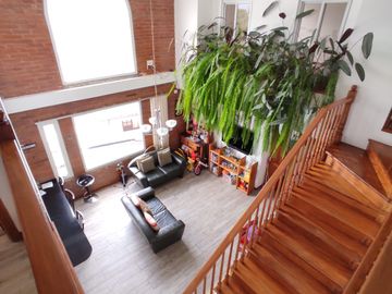 Vendo un hermoso duplex de 338m2 en Bellavista