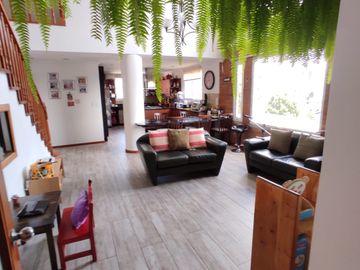 Vendo un hermoso duplex de 338m2 en Bellavista