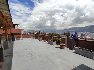 Vendo un hermoso duplex de 338m2 en Bellavista