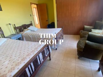 SE VENDE CASA EN TERRENO DE 2.500 CON CANCHA DE TENNIS EN MANTAGUA