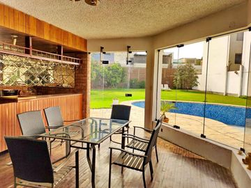 Se Vende Casa en Urb. Residencial Monterrico, La Molina