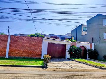 Se Vende Casa en Urb. Residencial Monterrico, La Molina
