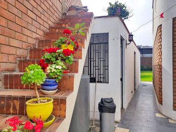Se Vende Casa en Urb. Residencial Monterrico, La Molina