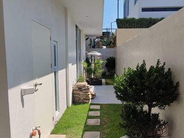 *NEWLY BUILT MODERN HOUSE WITH JAPANESE THEME FOR SALE NEAR MARQUEE MALL IN ANGELES CITY