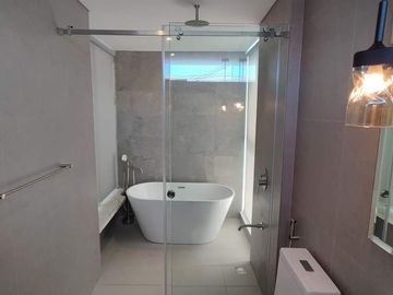 *NEWLY BUILT MODERN HOUSE WITH JAPANESE THEME FOR SALE NEAR MARQUEE MALL IN ANGELES CITY