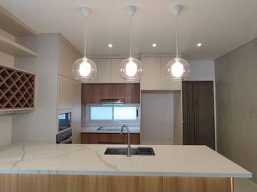 *NEWLY BUILT MODERN HOUSE WITH JAPANESE THEME FOR SALE NEAR MARQUEE MALL IN ANGELES CITY