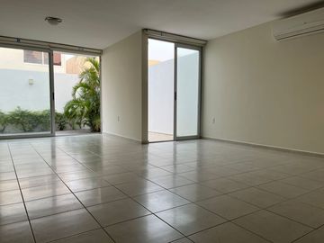 Increíble casa en venta en Fracc. Lomas Diamante Alvarado Veracruz.