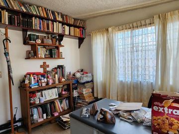 Casa con Terreno en Venta en Esquina, en Xochihuacán, Hidalgo.
