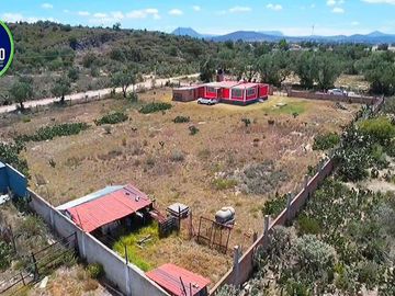 Casa con Terreno en Venta en Esquina, en Xochihuacán, Hidalgo.