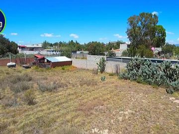 Casa con Terreno en Venta en Esquina, en Xochihuacán, Hidalgo.