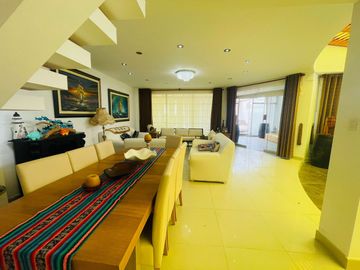 En Venta! Casa Con Piscina, 3 Pisos, En Condominio Urb. Las Brisas Villa Chorrillos