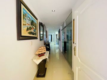 En Venta! Casa Con Piscina, 3 Pisos, En Condominio Urb. Las Brisas Villa Chorrillos