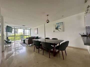 DEPARTAMENTO EN RESIDENCIAL NATURA CON BODEGA Y 3 ESTACIONAMIENTOS