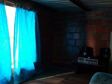 VENDO FINCA PRODUCTIVA EN FILANDIA QUINDIO 18 CUADRAS SE RECIBE ALGO EN PERMUTA