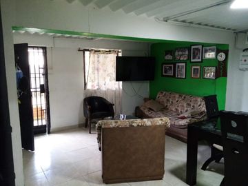 VENDO FINCA PRODUCTIVA EN FILANDIA QUINDIO 18 CUADRAS SE RECIBE ALGO EN PERMUTA