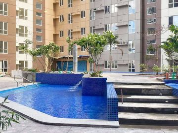 Studio Type 36 sqm with balcony in Pioneer Mandaluyong For Sale