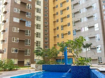 Studio Type 36 sqm with balcony in Pioneer Mandaluyong For Sale
