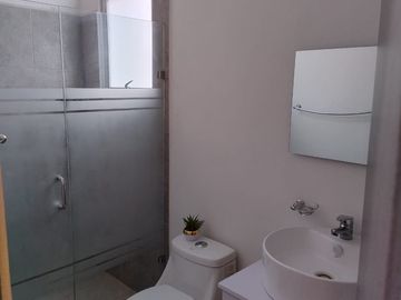Se vende casa de 3 recámaras en Vitalia Tecamac $2,200,000.00