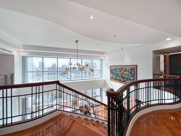 Stylish Semi-Furnished Luxury Penthouse Unit Located in The Forbes Tower, Salcedo Village, Makati City