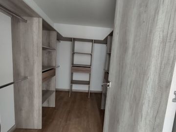 VENTA APARTAMENTO CIUDAD DEL RIO- MEDELLIN - POBLADO