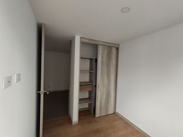 VENTA APARTAMENTO CIUDAD DEL RIO- MEDELLIN - POBLADO